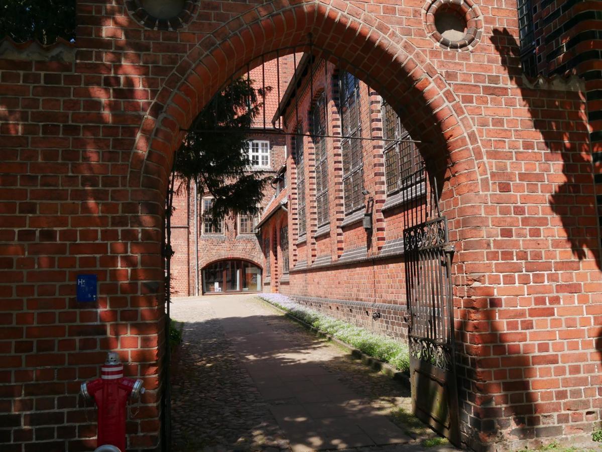 Zentrales Altstadt - Apartment In Lueneburg Mit Terrasse & Parkplatz מראה חיצוני תמונה